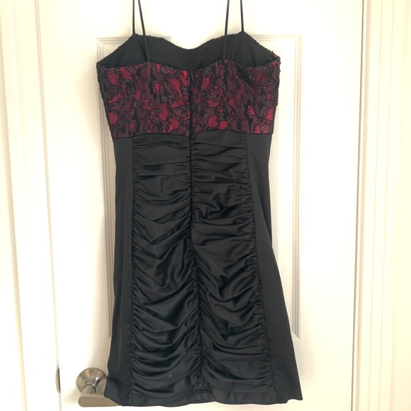 Fuschia&Black Cocktail Dress - Picture 4 of 7